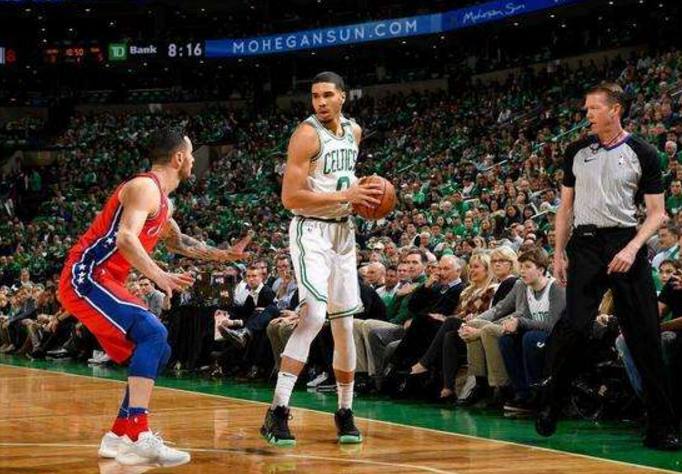  霍芬海姆进攻多点开花大胜弱旅稳固排名