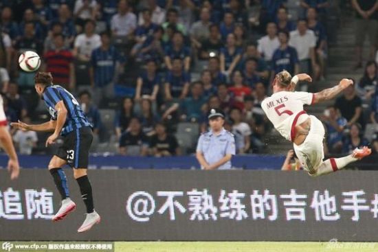  AC米兰青春风暴，赖因德斯禁区外世界波技惊四座